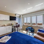 Апартаменты Sunset Centar *
